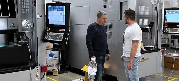 machine in toolshop 2 2